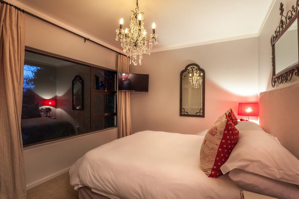 Bed and Breakfast Loerie Hide Ист-Лондон Экстерьер фото